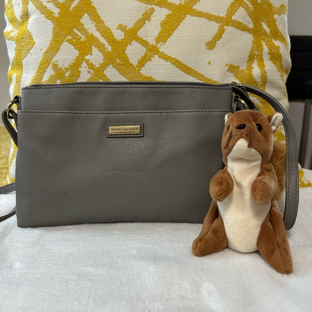 Tommy Hilfiger Gray Crossbody Bag Sleek Design